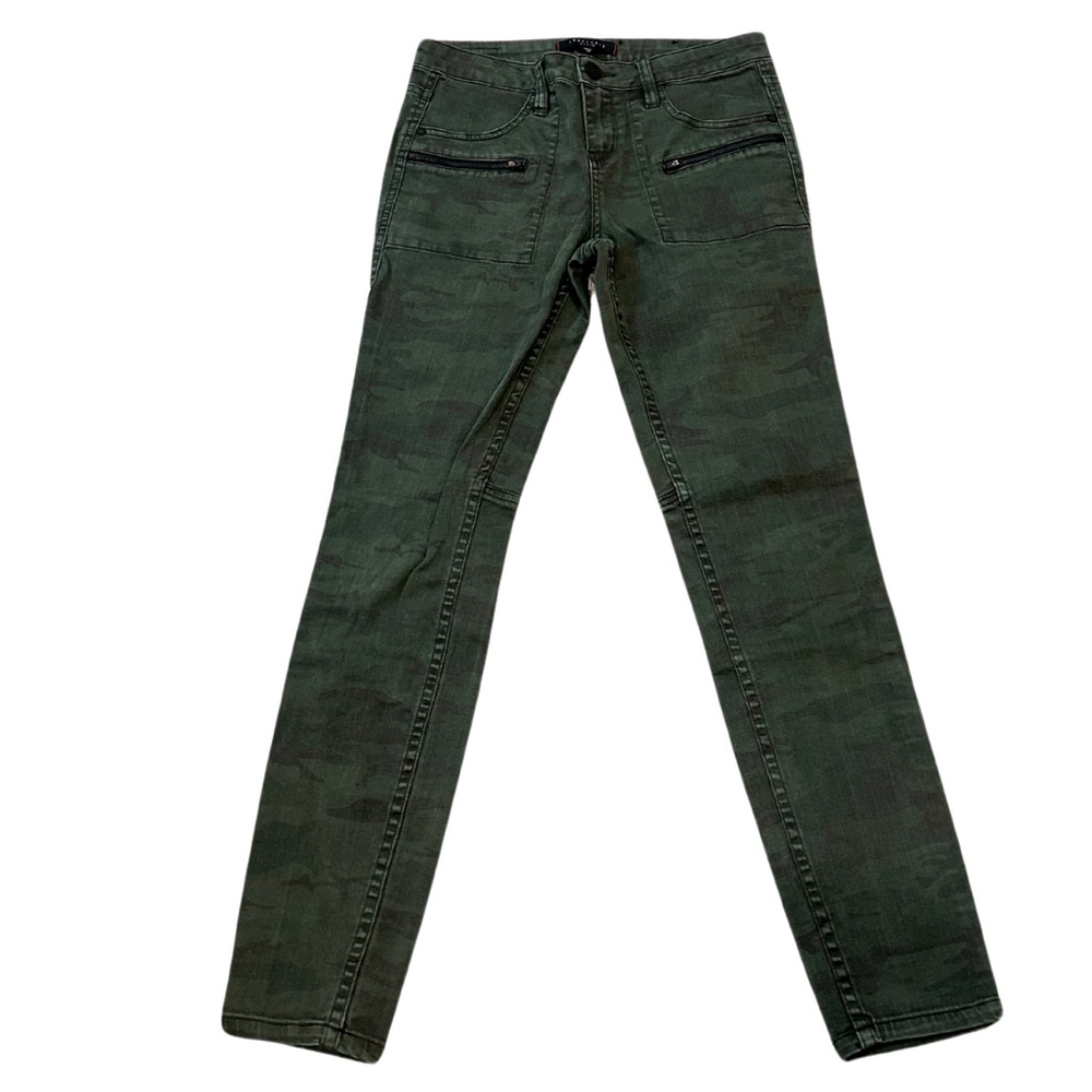 Sanctuary Ace Utility Jeans | Green Heritage Camo | Size 26 | NWOT